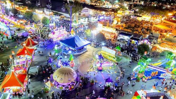 Célébrer le carnaval en France : les festivités colorées de Limoux